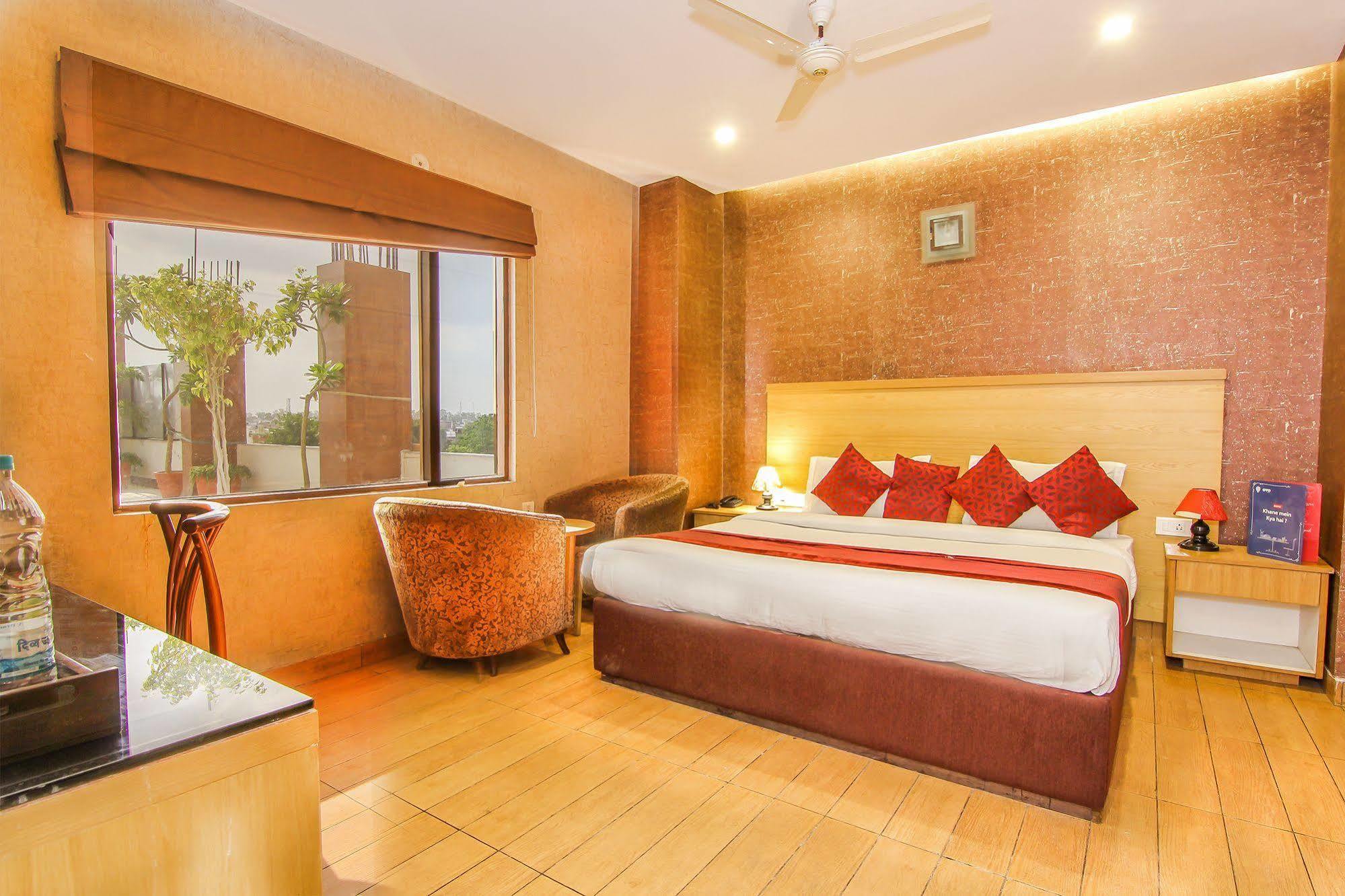 Treebo Trend Edesia Hotel Lucknow Esterno foto